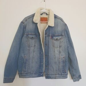 Levi's Mens Sherpa Trucker Jacket